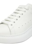 alexander-mcqueen-oversized-sneakers-tas-detayli-beyaz-siyah-kadin-ayakkabi (2)