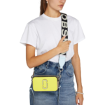 marc-jacobs-snapshot-sari-1