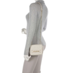 love-moschino-kapitone-uzun-askili-krem-canta-1