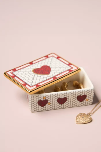 Anthropologie Bistro Valentine Seramik Kapaklı Mücevher Kutusu Kırmızı