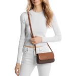 michael-kors-jet-set-small-logo-crossbody-kahverengi-1