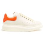 alexander-mcqueen-sneaker-beyaz-turuncu-kadin-1