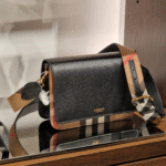 Burberry mackford siyah (2)